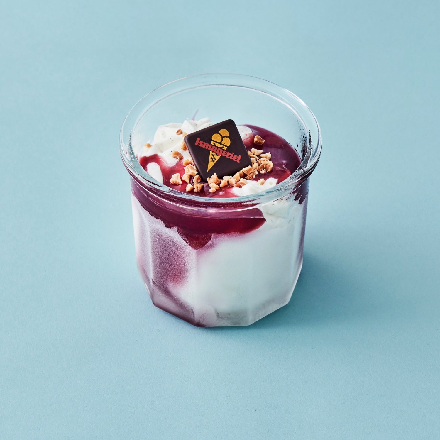 Isalamande glasdessert